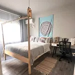 Cheerful In Apartment Nicosia