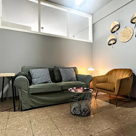 Apartment Cheerful In Nicosia