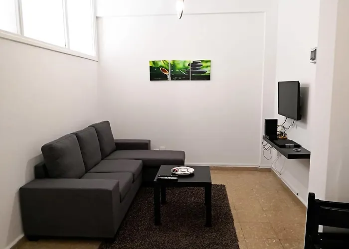 Cheerful In Appartement *